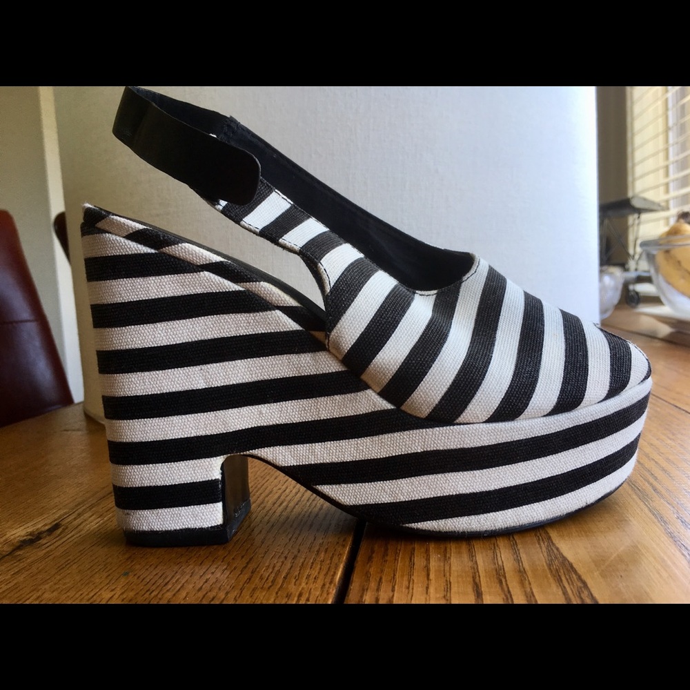 Kate Spade Sz 7 Saturday striped platform sandals. - Picture 4 of 8